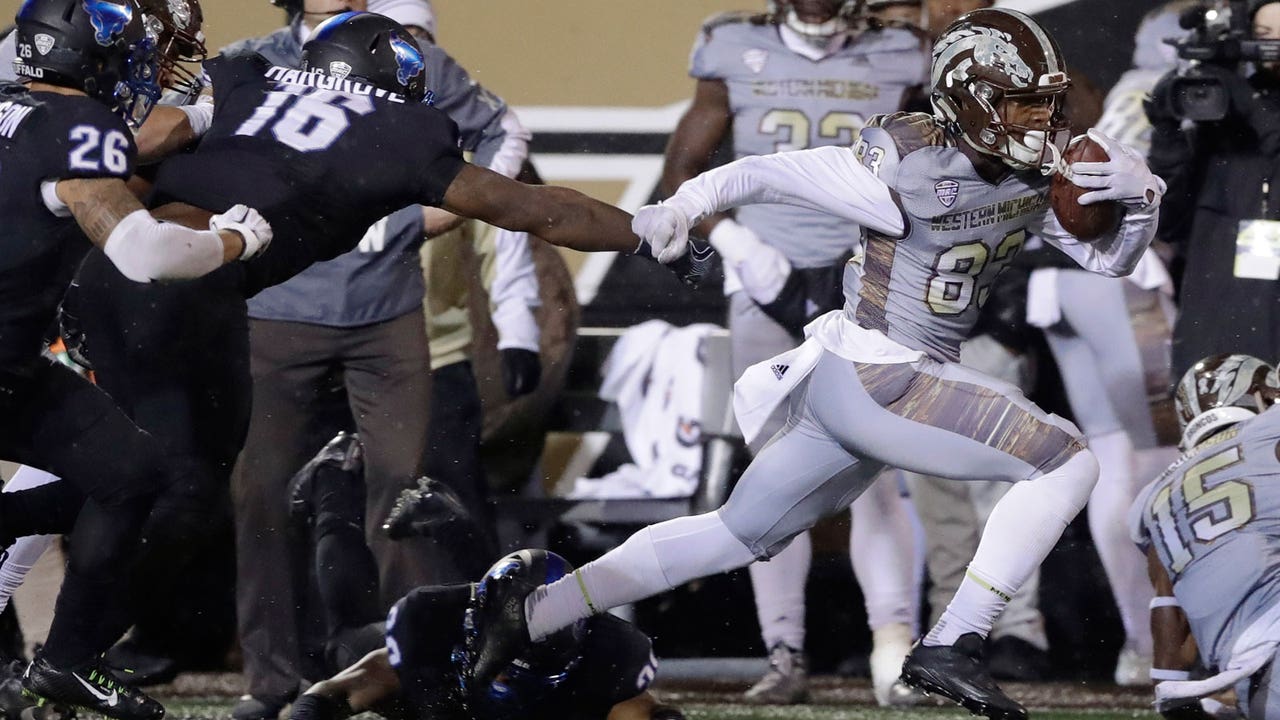 Western Michigan stays undefeated with 38-0 victory over Buffalo